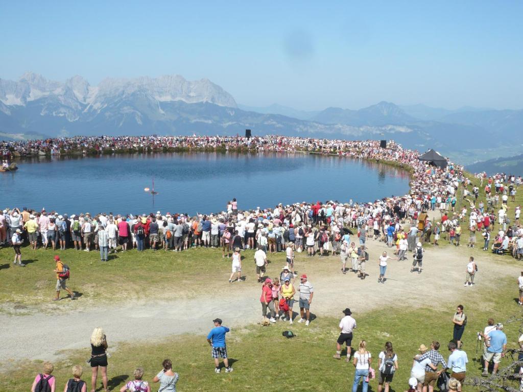 Hotel Garni Wieshof Kirchberg in Tirol Bagian luar foto