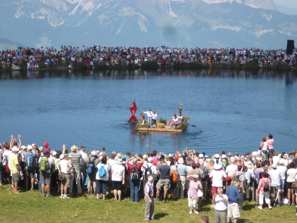 Hotel Garni Wieshof Kirchberg in Tirol Bagian luar foto